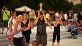Zadrani i njihovi gosti jučer su mogli svjedociti nevjerojatnom zalasku sunca,
Photo: Filip Brala/PIXSELL Zadrani i njihovi gosti jučer su mogli svjedociti nevjerojatnom zalasku sunca,
Photo: Filip Brala/PIXSELL