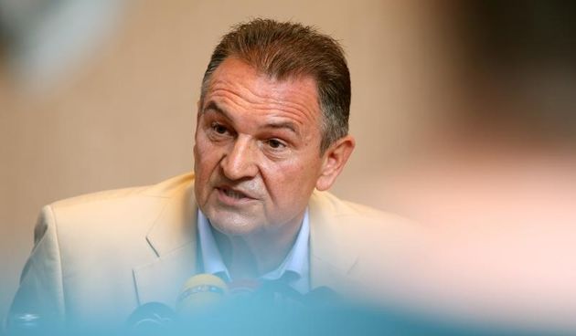 U hotel International odrzana je konferencija za medije udruge Inicijativa za osnivanje Narodne stranke – reformisti, o ukidanju sufinanciranja prijevoza ucenicima. Photo: Robert Anic/PIXSELL Autor  Robert Anic/PIXSELL Ključne riječi  Radimir Cacic,