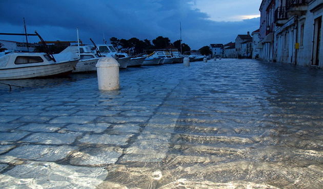 Starogradska plima, Foto: Petar Botteri