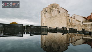 Đir po gradu, ponedjeljak 13. studenog 2017. Sveti Donat, zrcalna slika