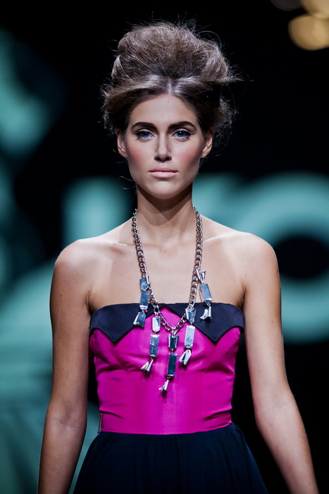 Zagreb, 201012.
U shopping centru Westgate od 18.-20.10. odrzava se modna revija Cro A Porter.
Na fotografiji: revija, Lokomotiva by Lana i Luka, model Bojana Gregoric.
Foto: Neja Markicevic / CROPIX