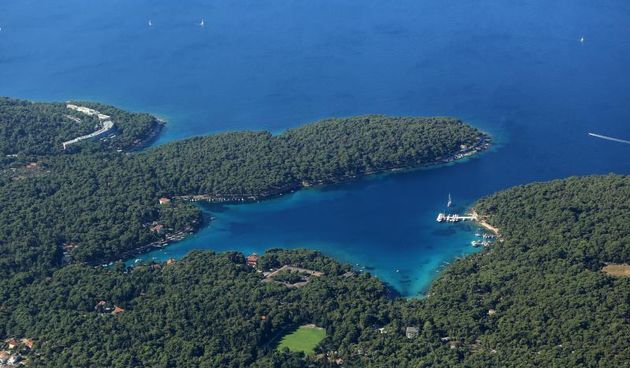 01.08.2013., Zadar – Fotografije panoramskog leta od Zadra do Medulina. Photo: Filip Brala/PIXSELL Autor  Filip Brala/PIXSELL KLJUČNE RIJEČI  let, panorama, grad Zadar, zracni snimak, Jadran, arhipelag, more, avion