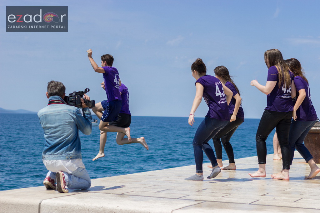 Ludijada zadarskih maturanata na Pozdravu suncu i Morskim orguljama