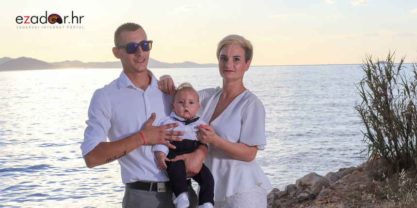 Anđela Tičić s obitelji