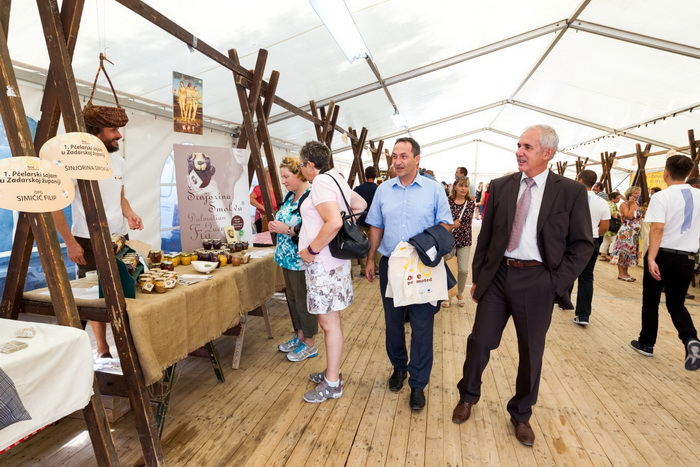 Gradska Loža: Svečano otvorenje 1. Pčelarskog sajma