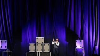 Stand up comedy večer: Ivan Šarić u Domu sportova Stand up comedy večer: Ivan Šarić u Domu sportova