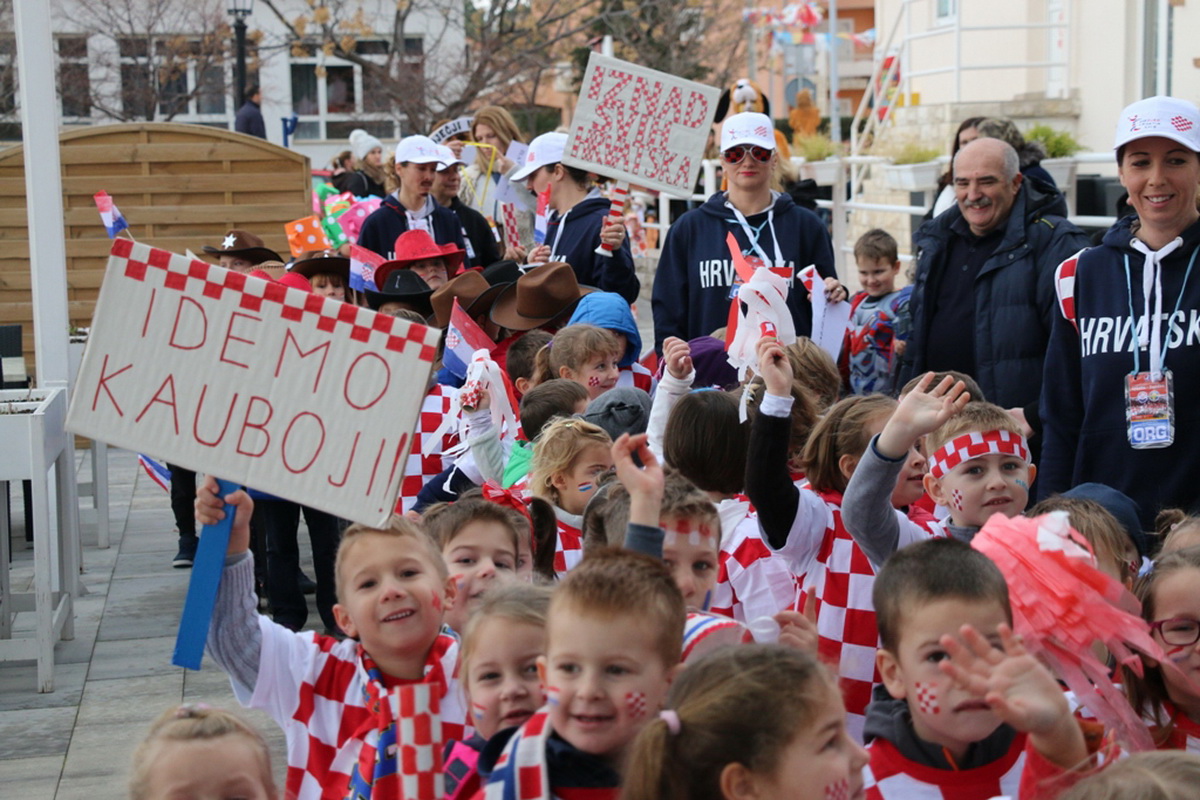 Virske “Male maškare”: najveselija karnevalska povorka Virske “Male maškare”: najveselija karnevalska povorka