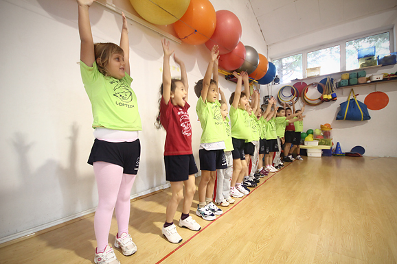 Loptica : “Volim te grade” (foto:Saša Čuka)