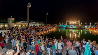 Severina oduševila nastupom na bazenu Ilirije u Biogradu