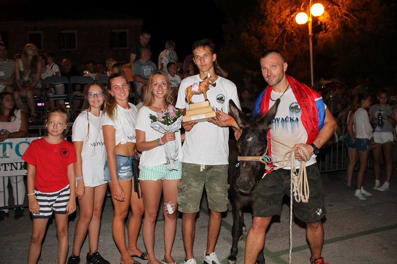 10. međunarodna trka tovarov Tisno 2015