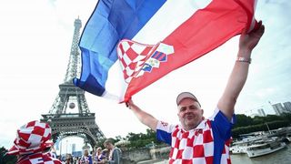 Euro 2016: Hrvatski navijači napravili fenomenalnu atmosferu u Parizu. Photo: Sanjin Strukić/PIXSELL Euro 2016: Hrvatski navijači napravili fenomenalnu atmosferu u Parizu. Photo: Sanjin Strukić/PIXSELL