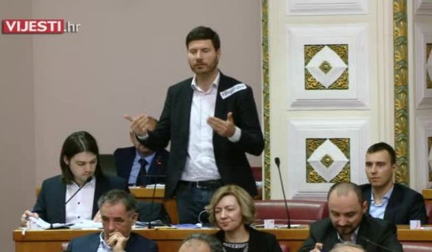 Manjinci glasovali protiv sebe: Živi zid zatražio više novca za nacionalne manjine iz Proračuna – odbili prihvatiti (thumbnail)