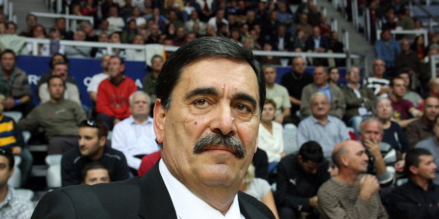 Vlade Đurović, KK Zadar – Real Madrid, umirovljenje dresova 10 (Giuseppe Giergia) i 11 (Kresimir Cosic), Foto; Mladen Malik Vlade Đurović, KK Zadar – Real Madrid, umirovljenje dresova 10 (Giuseppe Giergia) i 11 (Kresimir Cosic), Foto; Mladen Malik