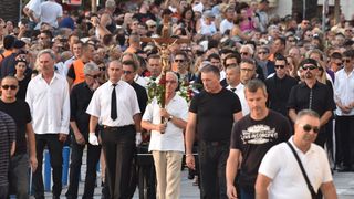 Split dostojanstveno na posljednju plovidbu ispratio legendu Olivera Dragojevića