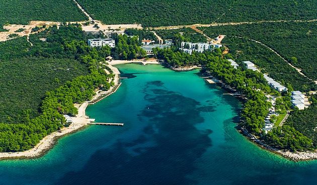 Crvena luka resort