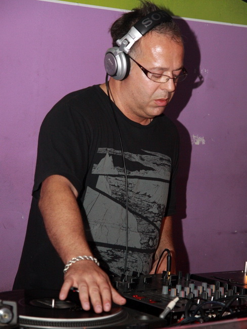 Klub Satir: DJ Manuel Escobar