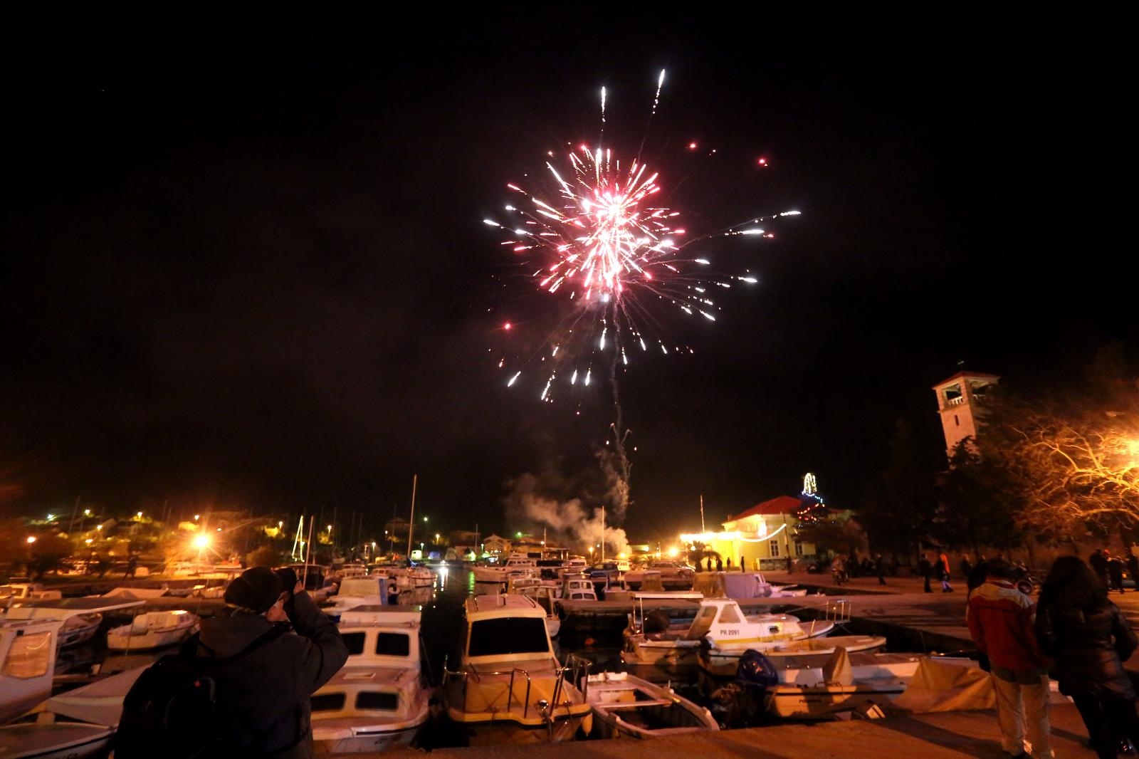 Svjetska atrakcija u Velom Ižu: Održana “Iška kraljica”- prva povijesna skijaška utrka na hrvatskim školjima Svjetska atrakcija u Velom Ižu: Održana “Iška kraljica”- prva povijesna skijaška utrka na hrvatskim školjima