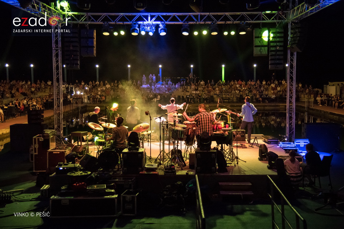 Massimo @ bazen Ilirije u Biogradu na Moru