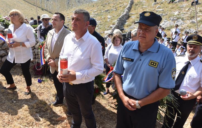 Obilježena 9. obljetnica kornatske tragedije u kojoj je život izgubilo 12 vatrogasaca. Photo: Hrvoje Jelavić/PIXSELL Obilježena 9. obljetnica kornatske tragedije u kojoj je život izgubilo 12 vatrogasaca. Photo: Hrvoje Jelavić/PIXSELL