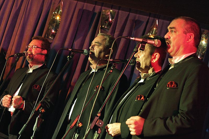 Božićni koncert Klape Intrade i Tomislava Bralića u Arsenalu (foto:Marin Gospić)