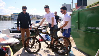 Ekološka akcija “Daj ruku za Jazine” Ekološka akcija “Daj ruku za Jazine”