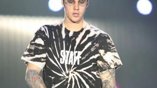 Image 379315 (auto) Image 379315 (auto)