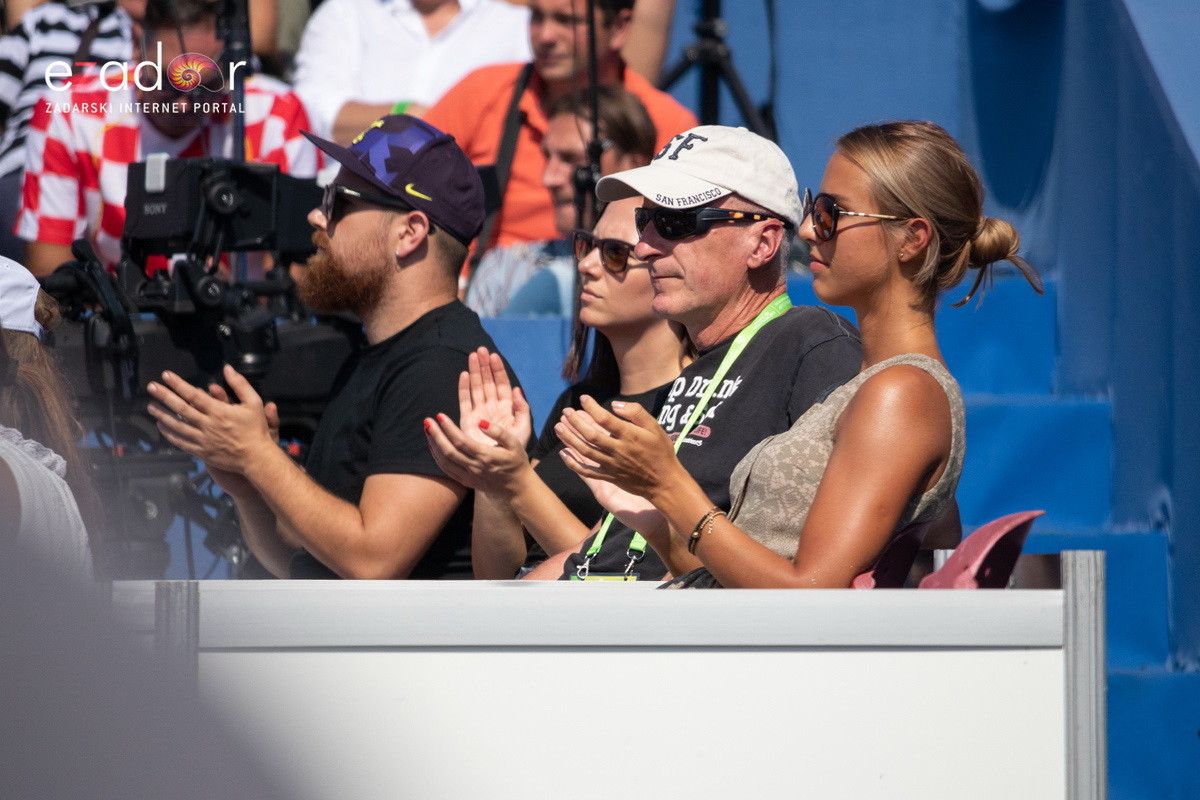 Davis Cup: Vruća navijačka atmosfera u meču Ćilića i Querreya