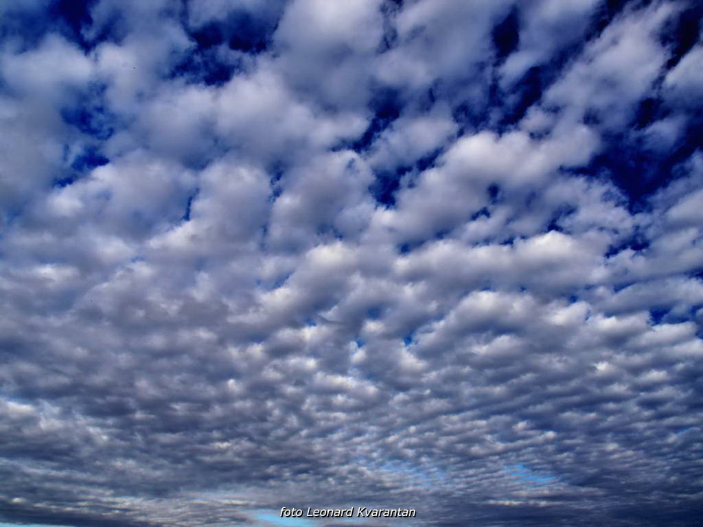Oblaci nad Zadrom, Foto: Magla promijenila uobičajene prizore grada i okolice, Foto: Leonard Kvarantan Oblaci nad Zadrom, Foto: Magla promijenila uobičajene prizore grada i okolice, Foto: Leonard Kvarantan