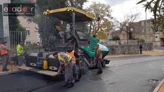 Na rekonstruirano križanje u Vruljici postavlja se završni sloj asfalta Na rekonstruirano križanje u Vruljici postavlja se završni sloj asfalta