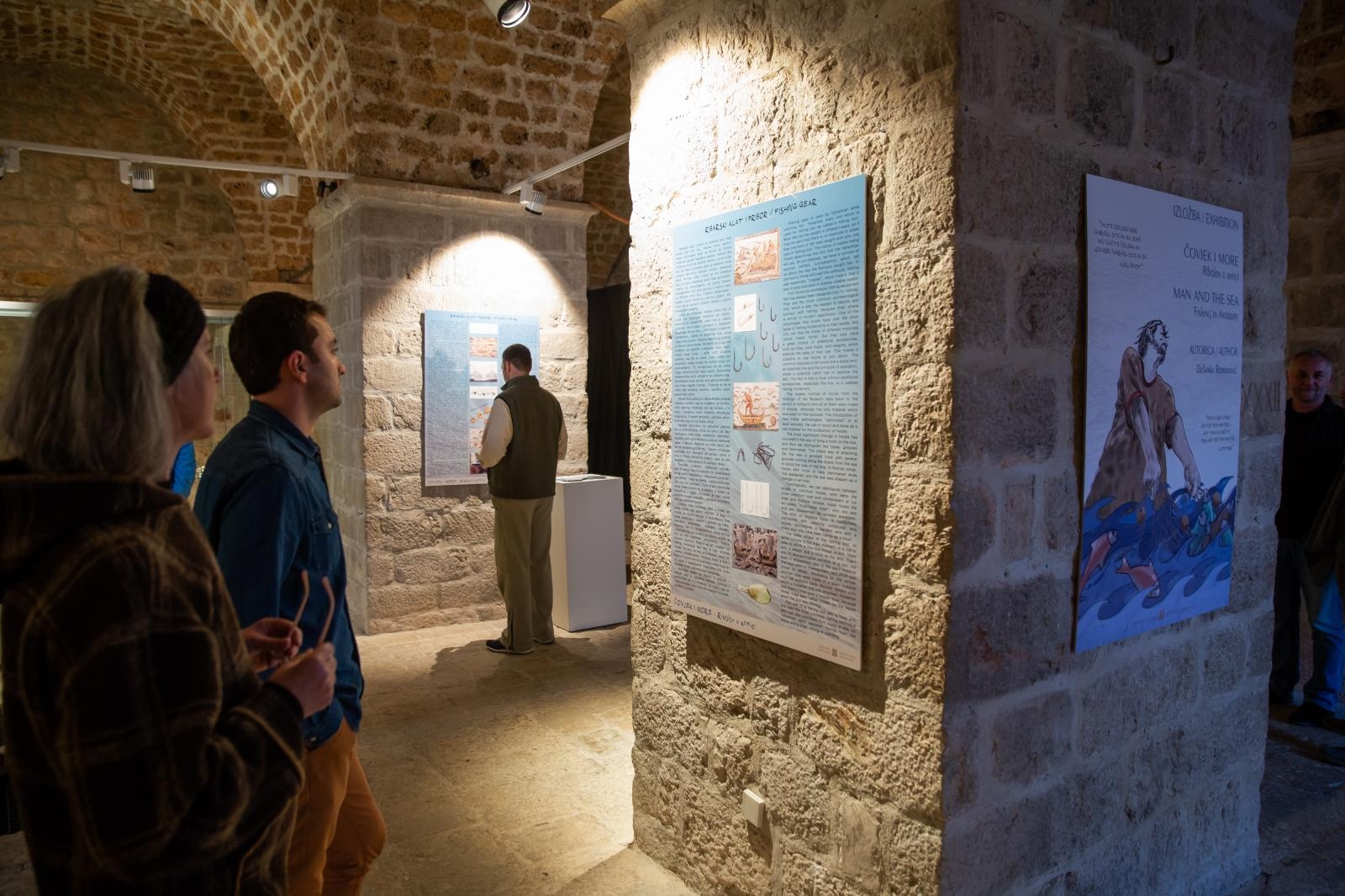 Dubrovnik: Zadrani gostuju s izložbom “Čovjek i more: Ribolov u antici”