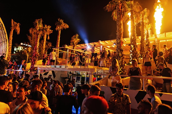 Trećeg dana Blacksheep Festivala u Aquarius klubu na Zrću nastupio je Moti. Foto: Goran Telak
