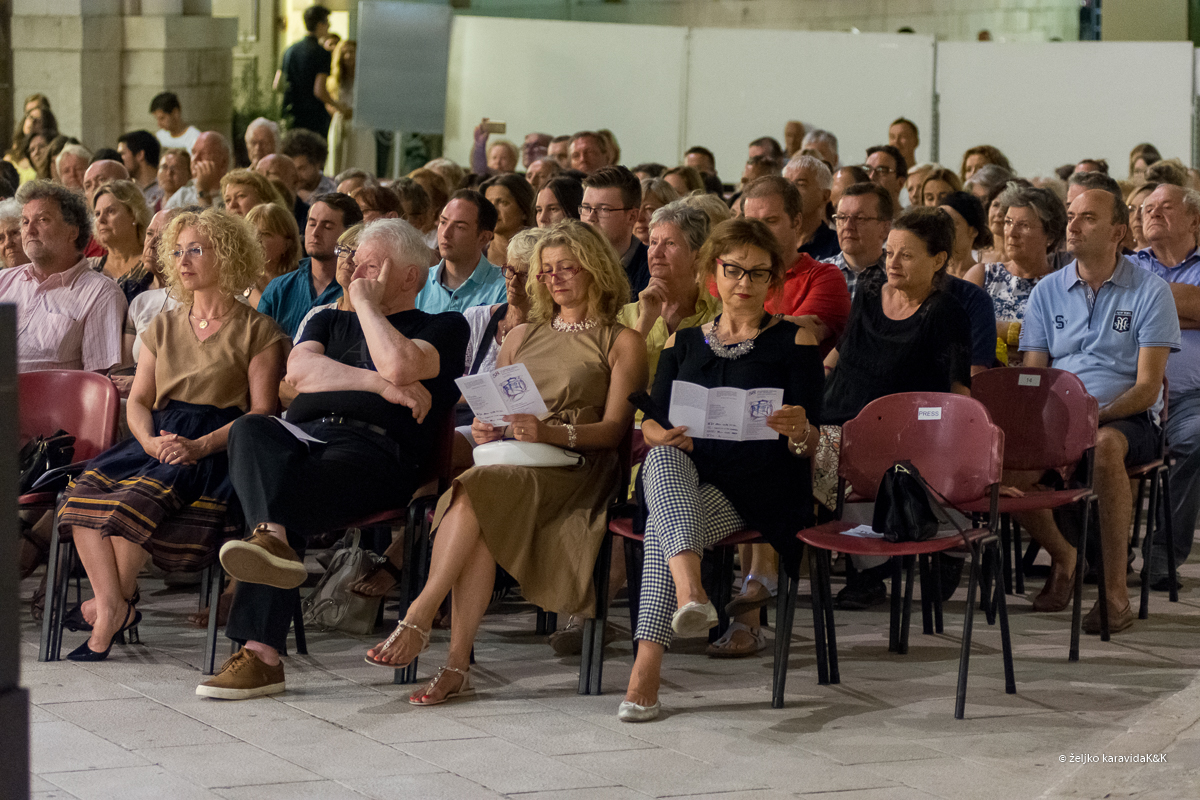 Società Filarmonia iz Italije za kraj Glazbenih večeri u sv. Donatu Società Filarmonia iz Italije za kraj Glazbenih večeri u sv. Donatu