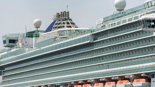 Zadar: Jutros u Gaženicu uplovio kruzer Azura Zadar: Jutros u Gaženicu uplovio kruzer Azura