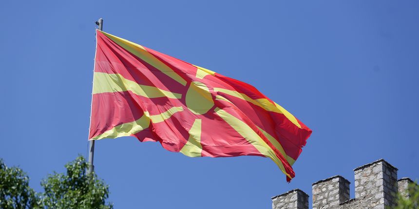 Makedonija zastava