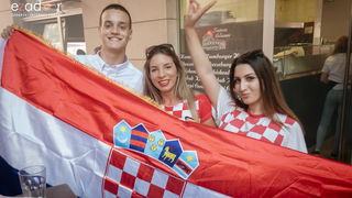 Navijačko ludilo u Zadru za vrijeme i nakon finala Svjetskog prvenstva Navijačko ludilo u Zadru za vrijeme i nakon finala Svjetskog prvenstva