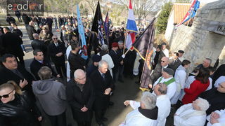 U Donjem Karinu obilježeno sjećanje na rušenje Franjevačkog samostana tijekom VRO Maslenica