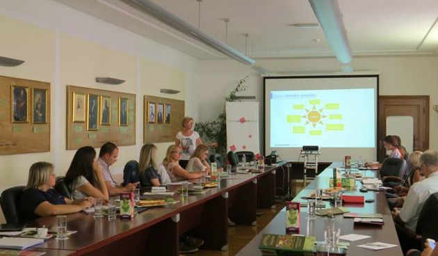 U Varaždinu je u petak, 21. kolovoza, održana radionica o ulozi odnosa s javnošću u postizanju ciljeva odvojenog sakupljanja otpada i tema vezanih uz održivi razvoj