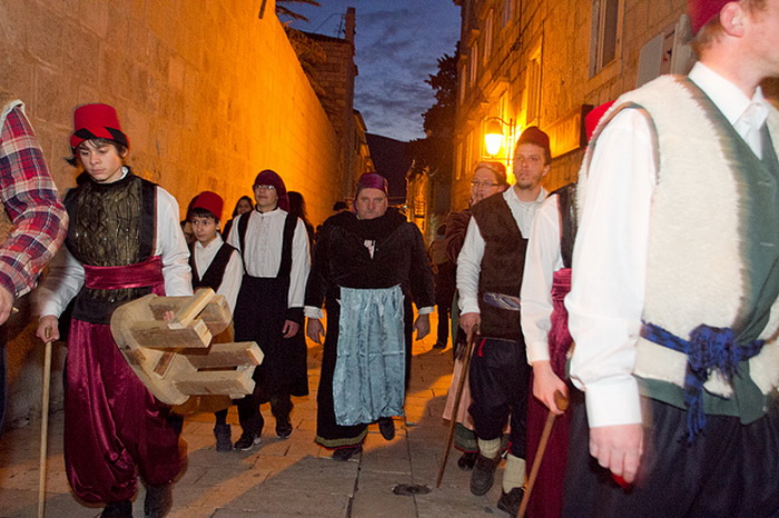 Paški karneval 2012, Foto: Leo Banić