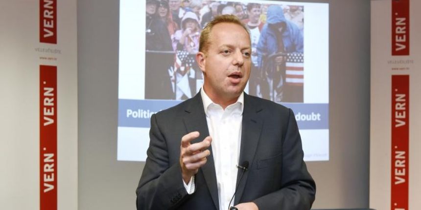 Zagreb – Na Veleucilistu Vern organiziran je panel na temu Politicka komunikacija u doba sumnje na kojoj su sudjelovali prof.dr. sc. Dejan Vercic, dr. sc. Marijana Grbesa, dr. sc. Dragan Bagic i dr. Matt Carter. Photo: Davor Visnjic/PIXSELL Zagreb – Na Veleucilistu Vern organiziran je panel na temu Politicka komunikacija u doba sumnje na kojoj su sudjelovali prof.dr. sc. Dejan Vercic, dr. sc. Marijana Grbesa, dr. sc. Dragan Bagic i dr. Matt Carter. Photo: Davor Visnjic/PIXSELL