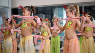 Plesna rapsodija Baletne udruge Pirueta (foto:Saša Čuka) Plesna rapsodija Baletne udruge Pirueta (foto:Saša Čuka)