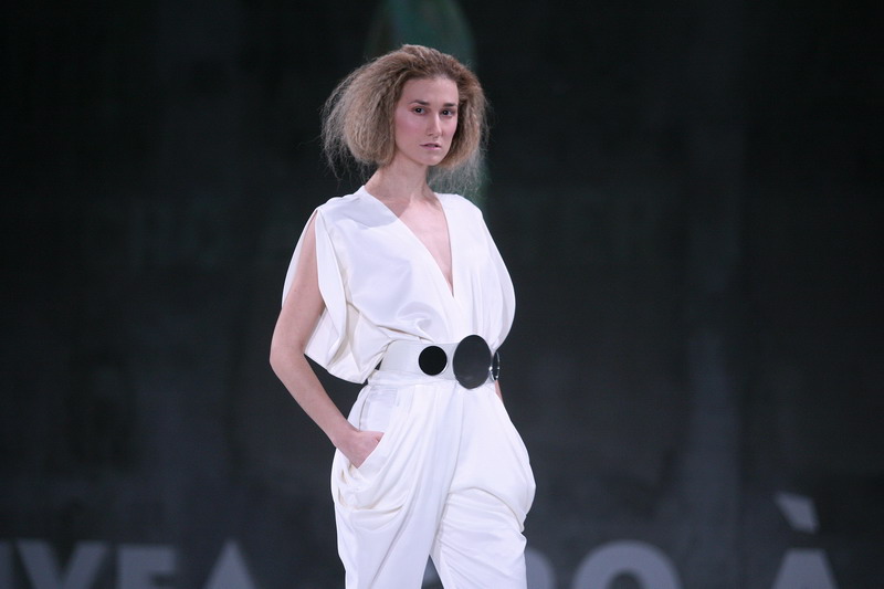 U trgovackom centru West gate sinoc zapoceo modni dogadjaj Nivea Cro A Porter. U trgovackom centru West gate sinoc zapoceo modni dogadjaj Nivea Cro A Porter.