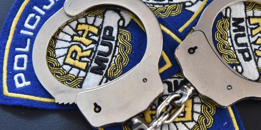 Policija, Lisice, Uhićenje Policija, Lisice, Uhićenje