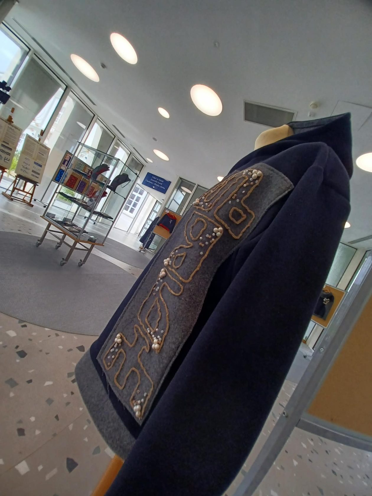 SDPU Zadar modna revija glagoljica