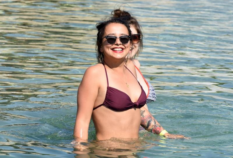 Tisno: Početak Garden Festivala napunio plaže turistima iz cijele Europe, Photo: Hrvoje Jelavic/PIXSELL Tisno: Početak Garden Festivala napunio plaže turistima iz cijele Europe, Photo: Hrvoje Jelavic/PIXSELL