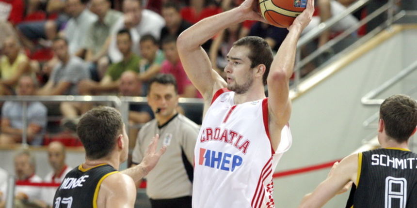 Makarska, 090710. Dvorana GSC. Europsko prvenstvo u kosarci za muske do 20 godina (U-20). Kosarkaska utakmica izmedju Hrvatske i Njemacke. Na slici: Mario Delas. Foto: Ivo Ravlic / CROPIX