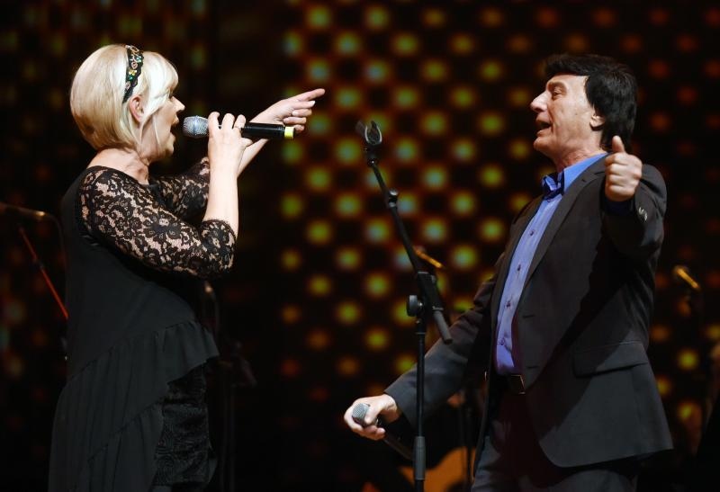 U Koncertnoj dvorani Vatroslava Lisinskog odrzan je humanitarni koncert Srce za Zadar na kojem su nastupili brojni zadarski pjevaci, a u publici su sjedili mnoge poznate osobe iz politickog i drustvenog zivota. Photo: Davor Visnjic/PIXSELL U Koncertnoj dvorani Vatroslava Lisinskog odrzan je humanitarni koncert Srce za Zadar na kojem su nastupili brojni zadarski pjevaci, a u publici su sjedili mnoge poznate osobe iz politickog i drustvenog zivota. Photo: Davor Visnjic/PIXSELL