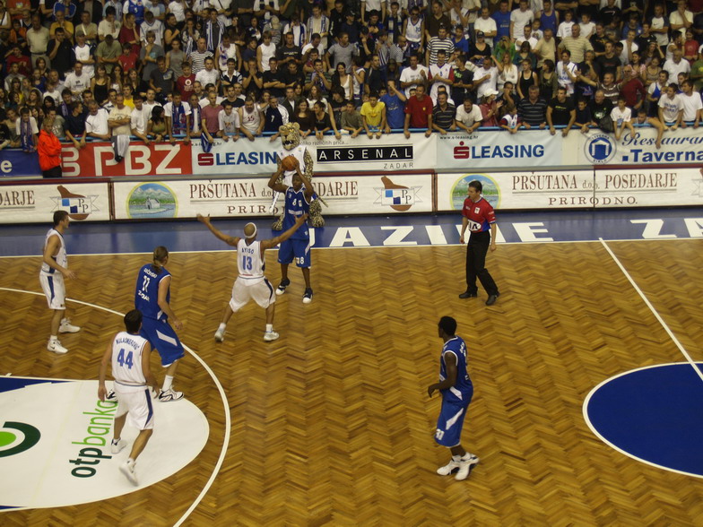 Zadar – Cibona 87-80 3.10.07.