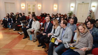 Zagreb, 250313.
Hrvatsko novinarsko drustvo, Perkovceva 2.
U Novinarskom domu odrzana je svecana dodjela nagrada za najbolje hrvatske novinske fotografije.
Zbor fotoreportera Hrvatske izbor najboljih novinskih fotografija organizira vec desetu godinu za r