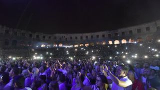 Koncert Olivera Dragojevića i Zlatana Stipišića u pulskoj Areni. Kao gosti nastupili su 2CELLOS. Photo: Duško Marušić/PIXSELL