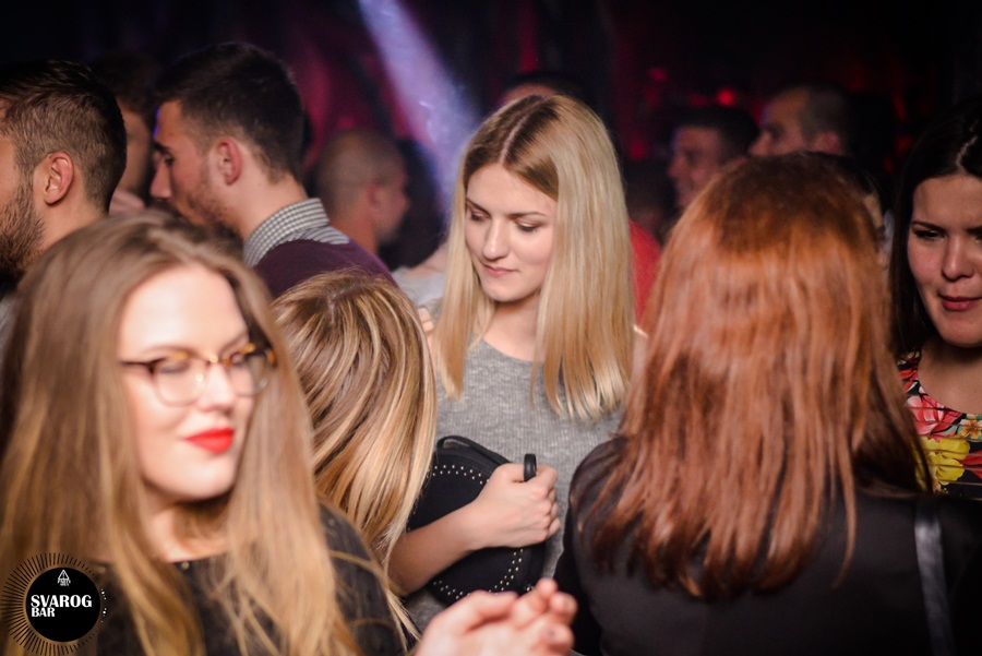 Subotnji party u Svarog baru